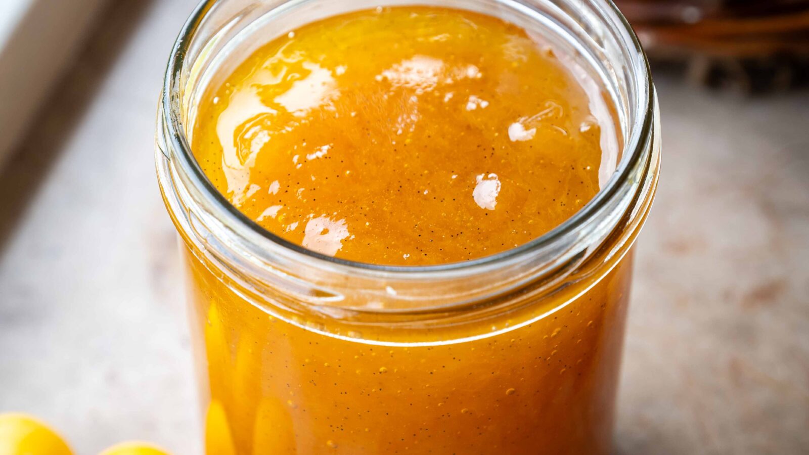 Mirabellemarmelade med kardemomme – nem opskrift